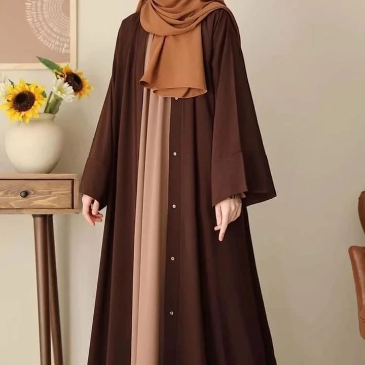 Arabian Elegance Abaya With Stoller by wearkurtis.